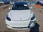2021 Tesla Model Y Long Range Dual Motor All-wheel Drive White vin: 5YJYGDEE5MF072572