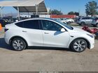 2021 Tesla Model Y Long Range Dual Motor All-wheel Drive White vin: 5YJYGDEE5MF072572