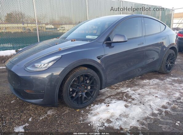 5YJYGDEE7LF044433 2020 TESLA MODEL Y Gray Առջևի ձախ երեք քառորդ տեսարան