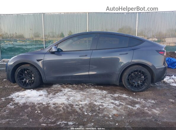 5YJYGDEE7LF044433 2020 TESLA MODEL Y Gray Սալոնի 360 աստիճան տեսք