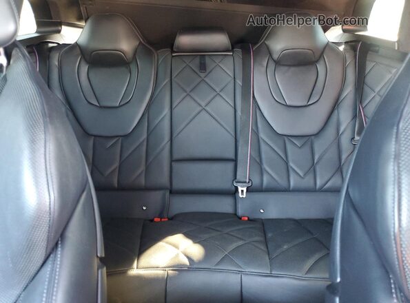 5YM23CS06P9S31545 2023 BMW OTHER Black უკანა სავარძლების ხედი