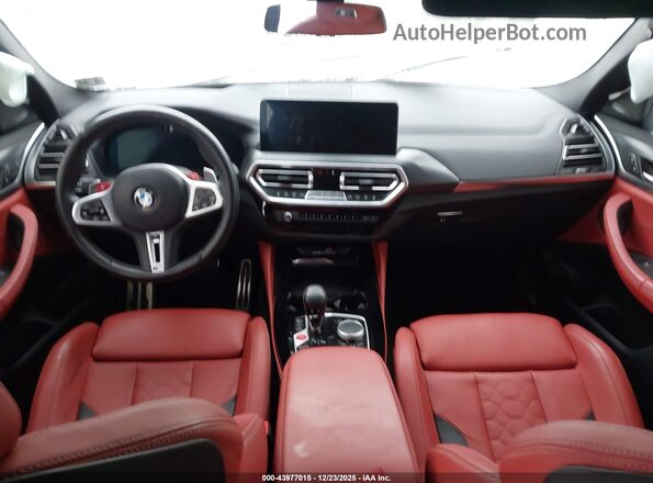 5YM23EC06N9M62520 2022 BMW X4 Серый Вид салона спереди