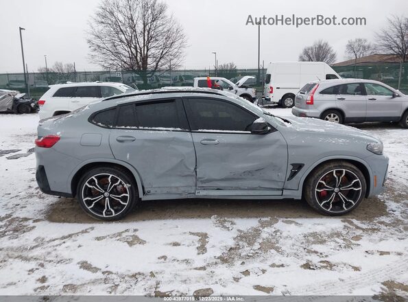 5YM23EC06N9M62520 2022 BMW X4 Серый Вид задней части салона