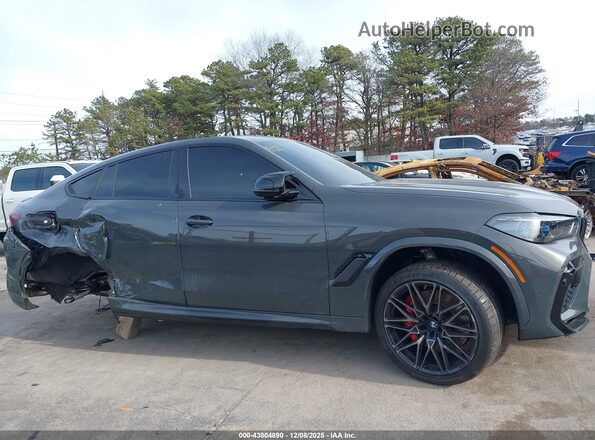 5YMCY0C03N9M85892 2022 BMW X6 M Серый Вид задней части салона