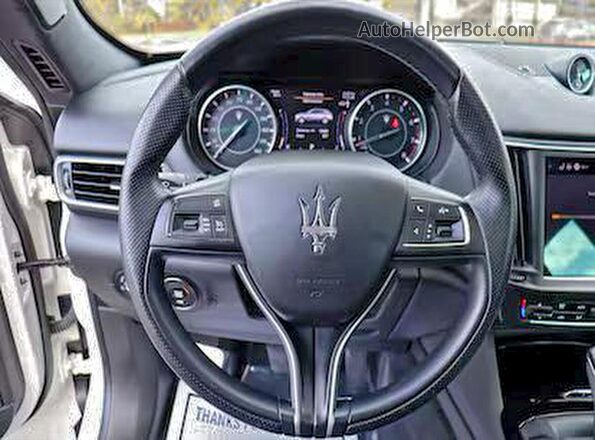 ZN661YUM5NX394711 2022 MASERATI LEVANTE Белый Вид наклейки с VIN-кодом