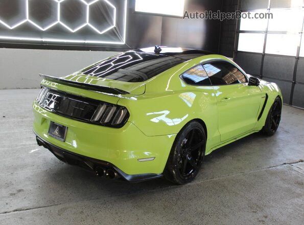 1FA6P8JZXL5550966 2020 FORD MUSTANG Зеленый Передняя правая четверть