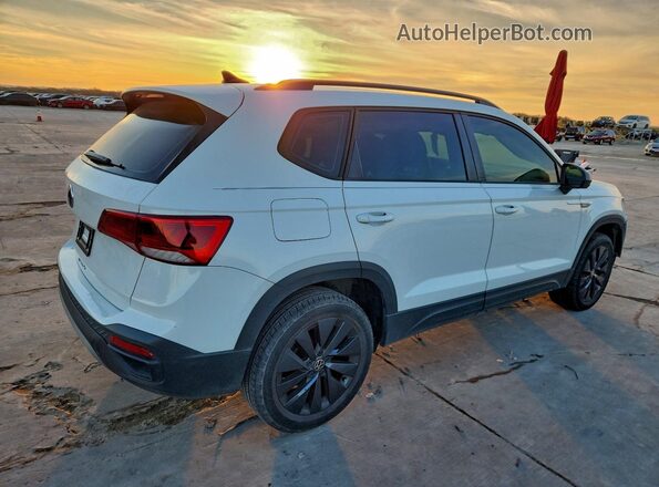 3VVDX7B28PM381013 2023 VOLKSWAGEN TAOS Белый Передняя правая четверть