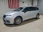 2024 Chrysler Pacifica Touring L Silver vin: 2C4RC1BGXRR162199