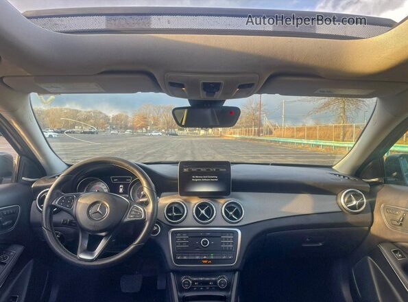 WDCTG4GB7HJ296321 2017 MERCEDES-BENZ GLA Серый Панорамный вид салона 360°