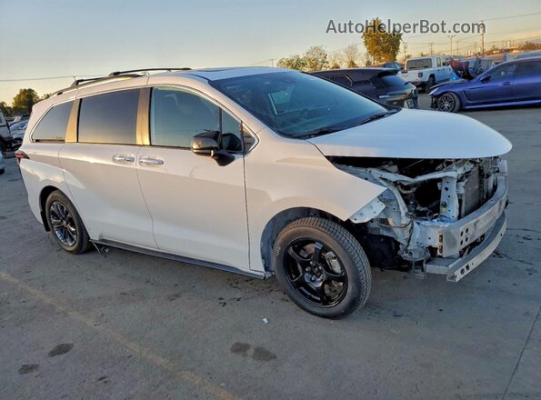 5TDDSKFC2RS120739 2024 TOYOTA SIENNA Белый Вид спереди