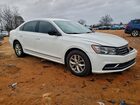 2017 Volkswagen Passat S Белый vin: 1VWAT7A34HC031370