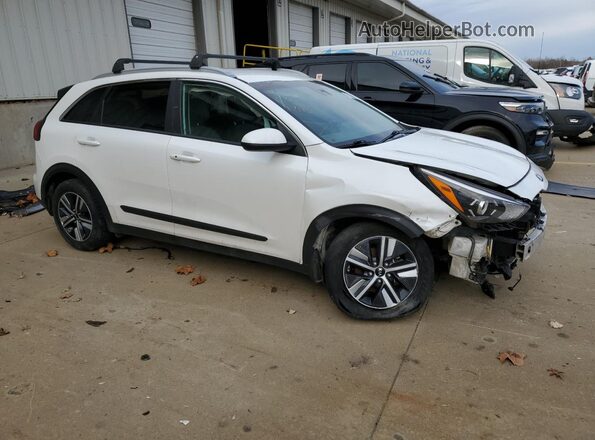 KNDCB3LC2M5478606 2021 KIA NIRO White Передня права чверть
