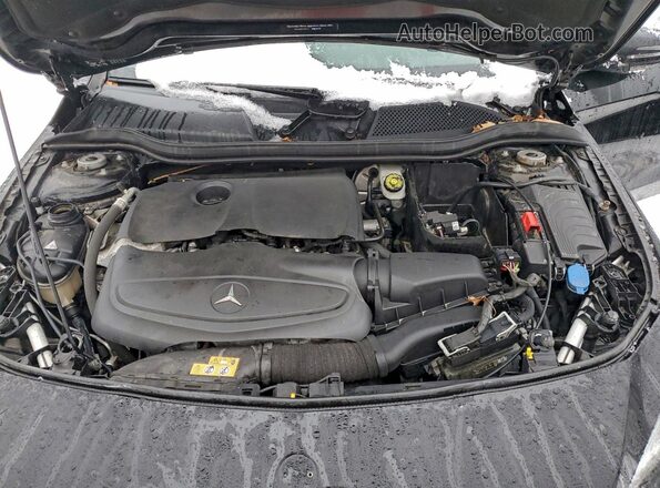 WDDSJ4EB2HN465617 2017 MERCEDES-BENZ CLA-CLASS Black Vista del compartimento del motor