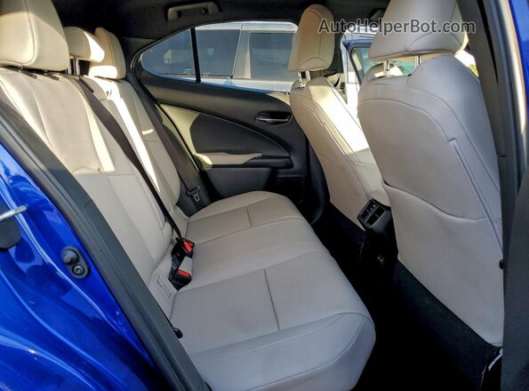 JTHYBJAH1S2018200 2025 LEXUS UX Синий Вид задней части салона