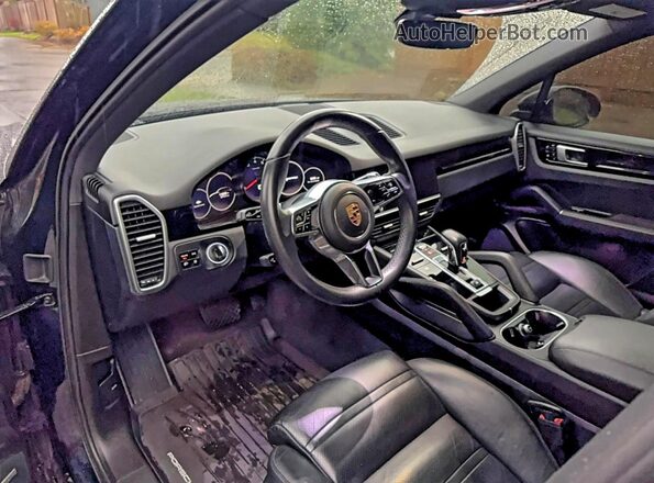 WP1AA2AY0LDA00643 2020 PORSCHE CAYENNE Blue Rear seats view