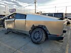 2025 Tesla Cybertruck Серебряный vin: 7G2CEHED9SA058678