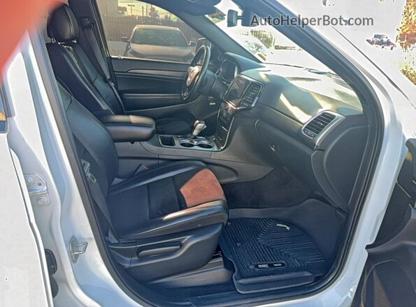 1C4RJEAG9KC572361 2019 JEEP GRAND CHER Белый Вид сзади