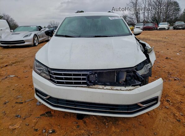 1VWAT7A34HC031370 2017 VOLKSWAGEN PASSAT Белый Вид сзади