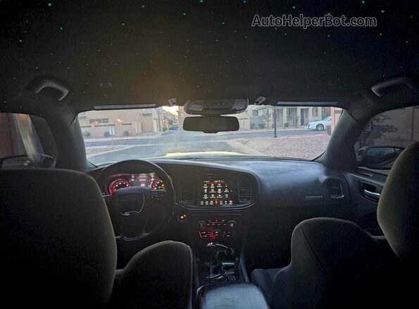 2C3CDXCT2KH578605 2019 DODGE CHARGER Черный Вид задних сидений