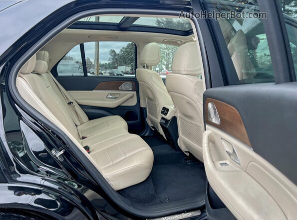 4JGFB4JB9NA798006 2022 MERCEDES-BENZ GLE Черный Вид салона спереди