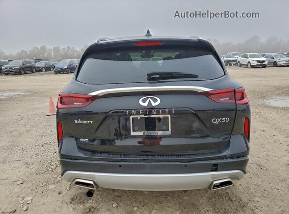 3PCAJ5BB5SF101911 2025 INFINITI QX50 Черный Вид салона спереди