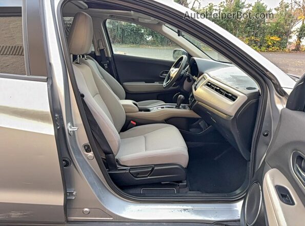 3CZRU6H52MM739043 2021 HONDA HR-V Silver Widok z tyłu