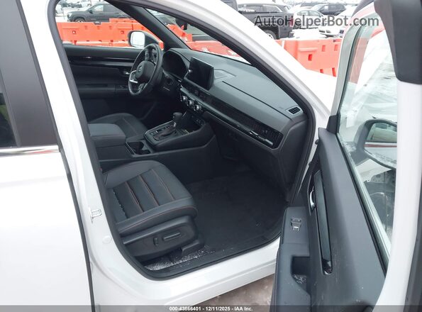 7FARS6H90PE014410 2023 HONDA CR-V HYBRID Белый Вид салона спереди