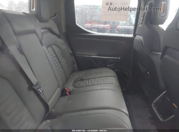 7FCTGAAA1PN023509 2023 RIVIAN R1T Gray Вид наклейки з VIN-кодом