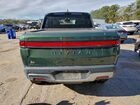 2022 Rivian R1t Adventure Green vin: 7FCTGAAA5NN008749