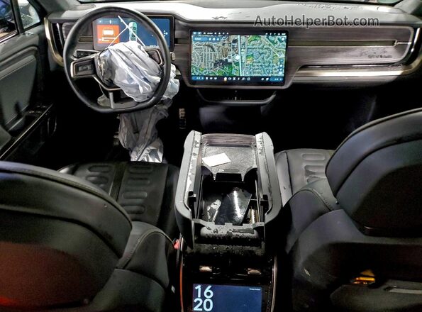 7FCTGAAA5NN010761 2022 RIVIAN R1T Green Vista del salpicadero