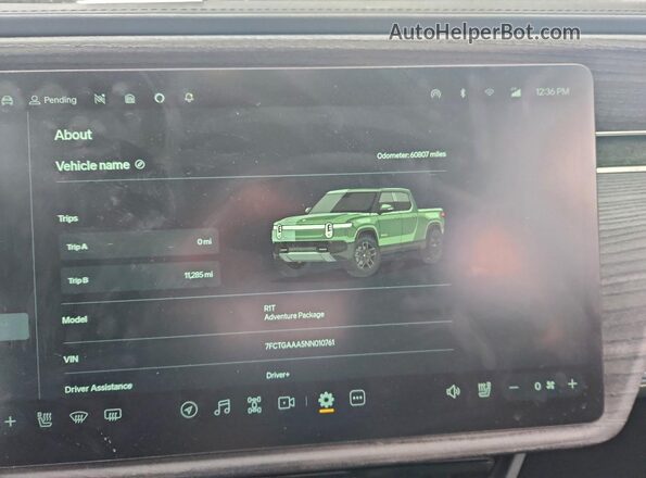 7FCTGAAA5NN010761 2022 RIVIAN R1T Green Vista del cuadro de instrumentos