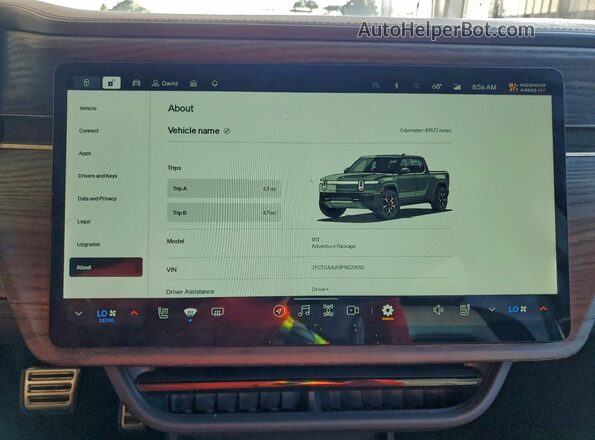 7FCTGAAA5PN023092 2023 RIVIAN R1T Серый Вид щитка приборов