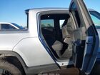 2022 Rivian R1t Adventure Серебряный vin: 7FCTGAAA6NN010736