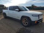 2022 Rivian R1t Adventure Белый vin: 7FCTGAAA7NN014150