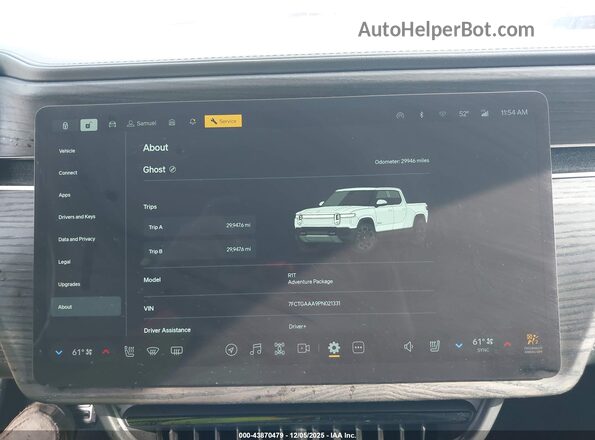 7FCTGAAA9PN021331 2023 RIVIAN R1T Белый 