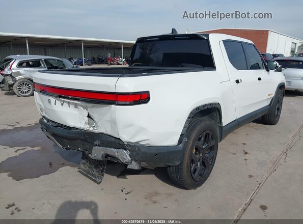 7FCTGAAA9PN021331 2023 RIVIAN R1T Белый Задняя правая четверть