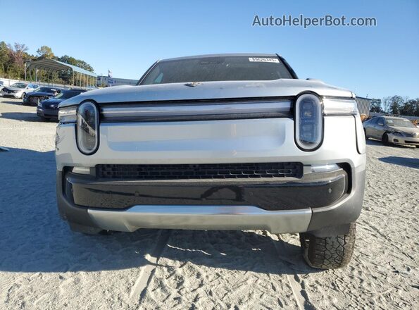 7FCTGBAA5SN035774 2025 RIVIAN R1T Silver Widok z przodu