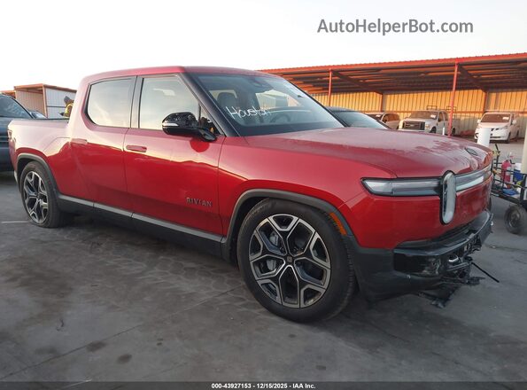7FCTGCAA1TN043362 2026 RIVIAN R1T Красный Передняя правая четверть
