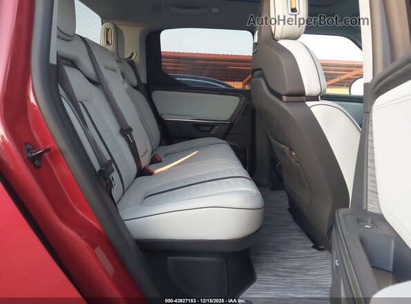 7FCTGCAA1TN043362 2026 RIVIAN R1T Красный Вид наклейки с VIN-кодом