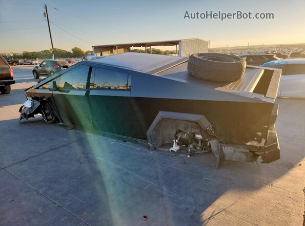 7G2CEHED2RA007856 2024 TESLA CYBERTRUCK Black Tył lewy
