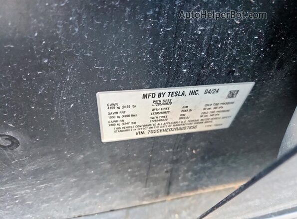 7G2CEHED2RA007856 2024 TESLA CYBERTRUCK Black Widok komory silnika