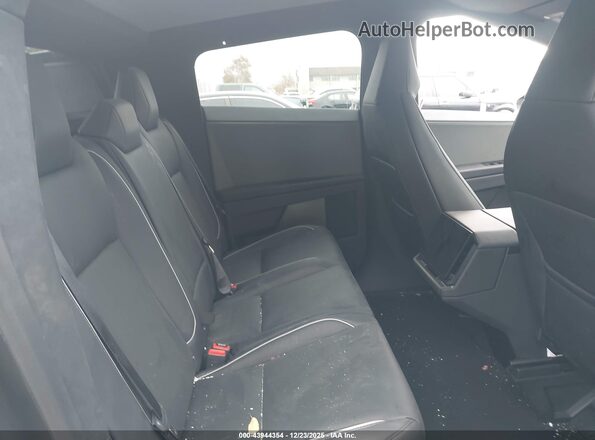 7G2CEHEDXSA077403 2025 TESLA CYBERTRUCK Серебряный Вид наклейки с VIN-кодом