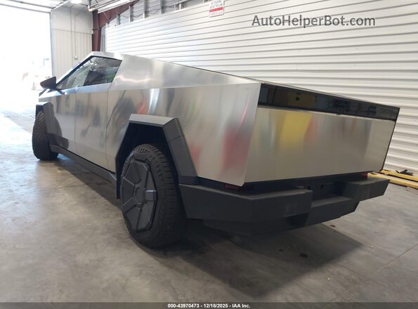 7G2CEHEE1SA060806 2025 TESLA CYBERTRUCK Серебряный Задняя левая четверть