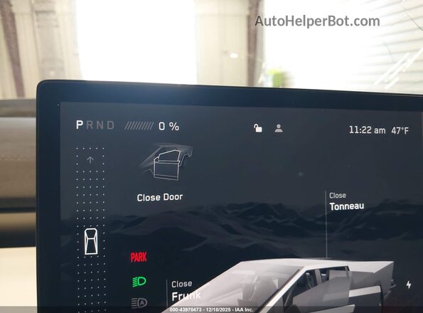 7G2CEHEE1SA060806 2025 TESLA CYBERTRUCK Серебряный 