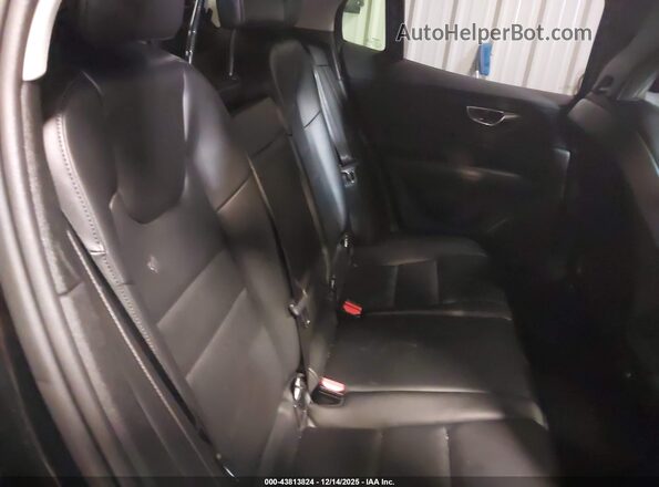 7JR102FK4LG036716 2020 VOLVO S60 Black Вид наклейки з VIN-кодом