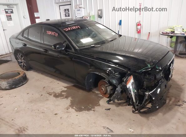 7JR102FK4LG036716 2020 VOLVO S60 Black Передня права чверть