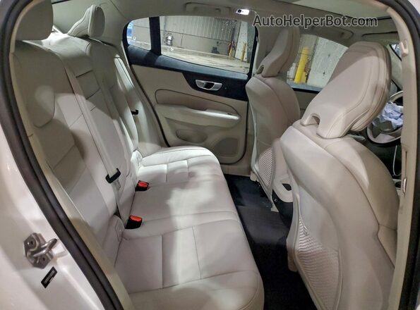 7JR102FK7LG032126 2020 VOLVO S60 Белый Вид задних сидений