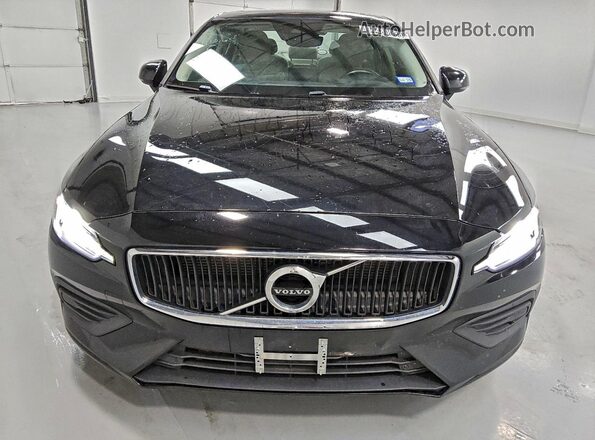 7JR102FK7LG067006 2020 VOLVO S60 Черный Вид спереди