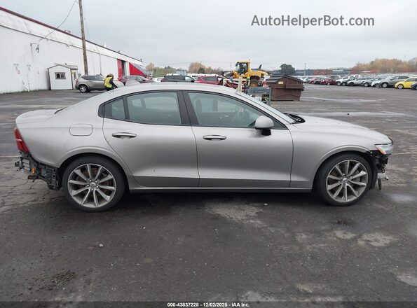 7JRA22TK1MG080625 2021 VOLVO S60 Gray Панорамний вид салону 360°