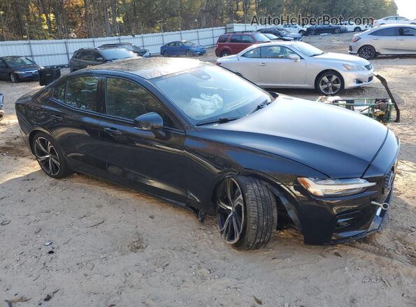 7JRL12FK1RG317869 2024 VOLVO S60 Black Przód prawy